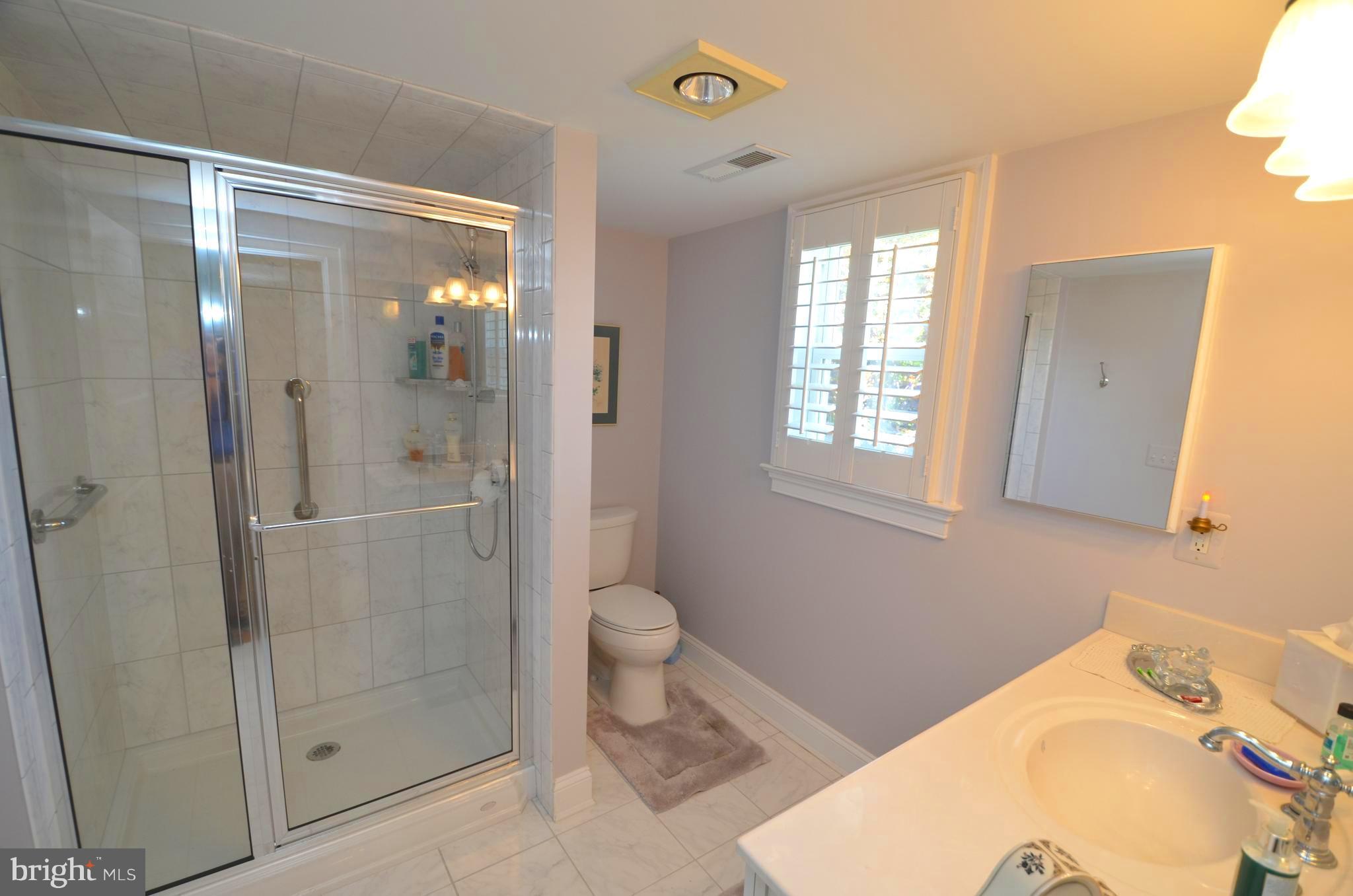 5945 Fishers Station Road Lothian, MD 20711 - Photo 26 of 30 Bath (Master)