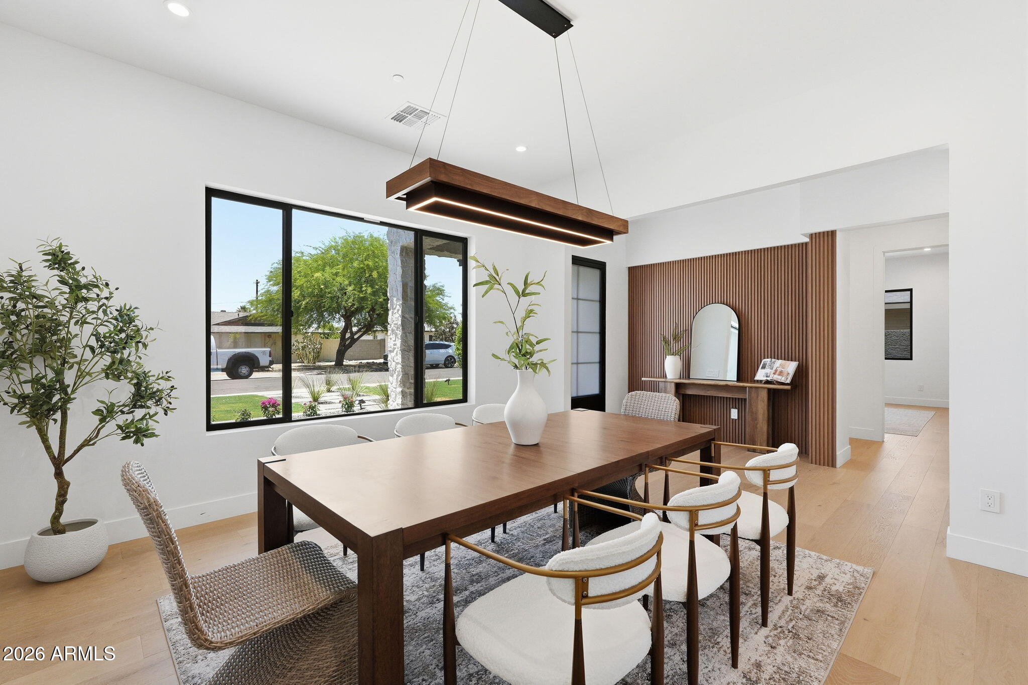 7232 East Cambridge Avenue Scottsdale, AZ 85257 - Photo 8 of 37 Dining Space