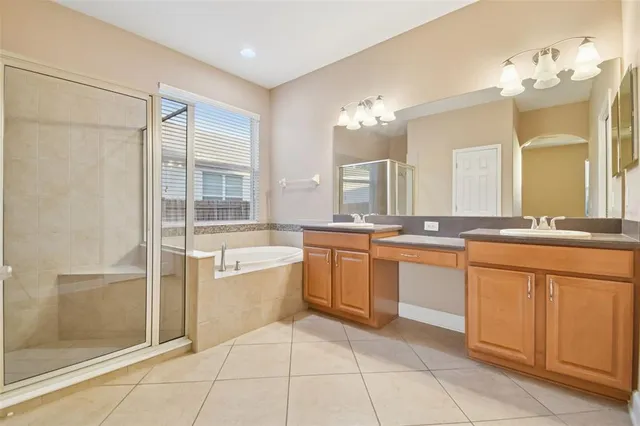 $380,000 | 13709 Sanford Hill Place, Riverview, FL 33579