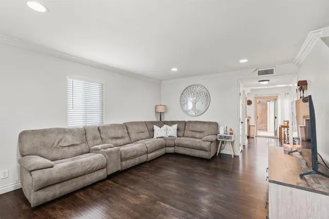 $450,000 | 1463 North Broadway, Escondido, CA 92026