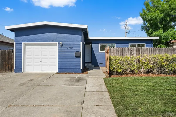 $459,000 | 1419 Eisenhower Street, Fairfield, CA 94533