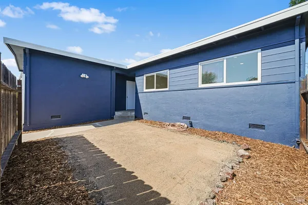 $459,000 | 1419 Eisenhower Street, Fairfield, CA 94533