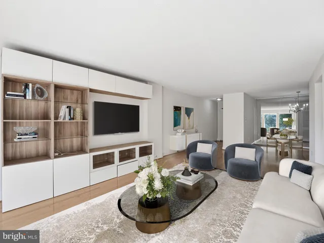 $440,000 | 1300 Army Navy Drive, Unit 514, Arlington, VA 22202