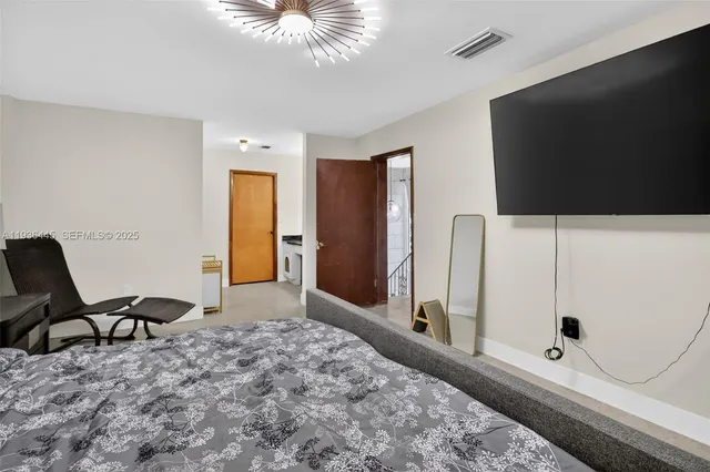 a view of workspace with gym equipment