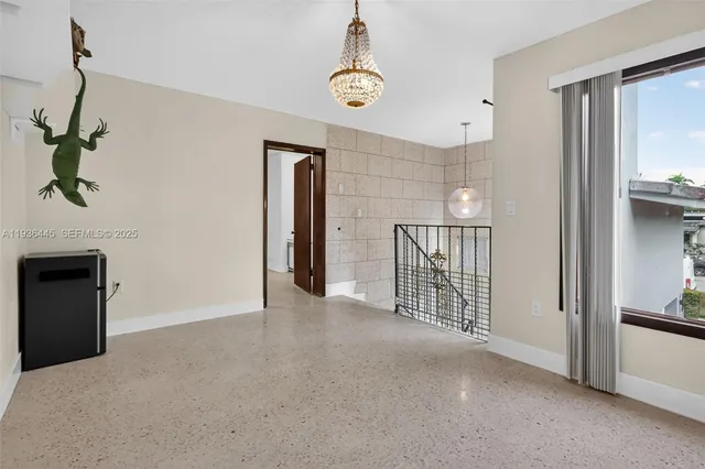 $4,850 | 135 South Drive, Miami Springs, FL 33166