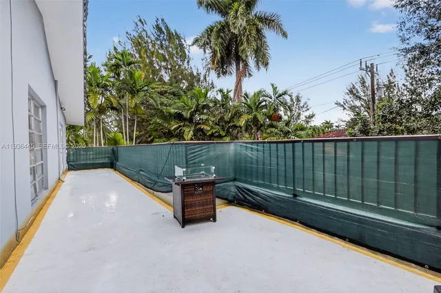 $4,850 | 135 South Drive, Miami Springs, FL 33166