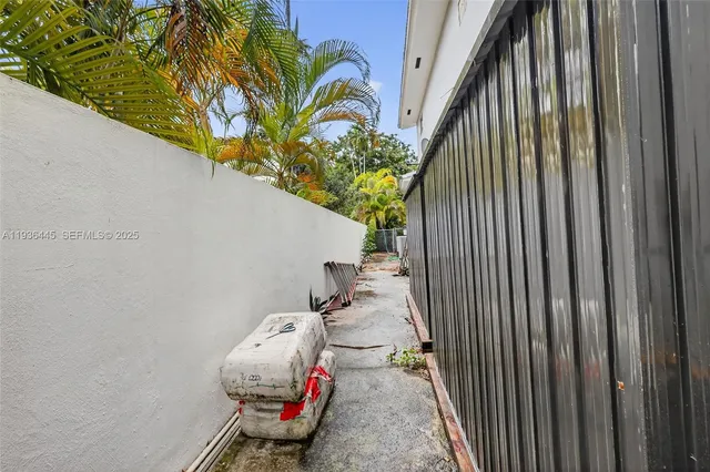 $4,850 | 135 South Drive, Miami Springs, FL 33166