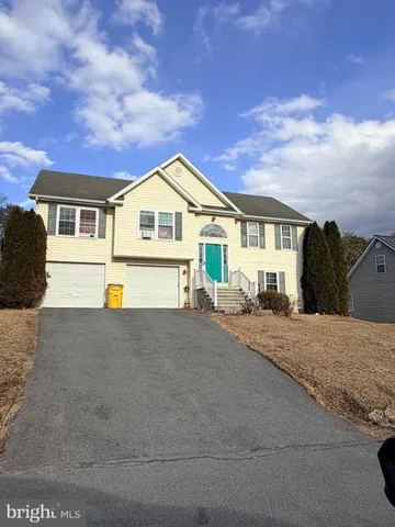 $259,900 | 72 Lusitano Lane, Martinsburg, WV 25405