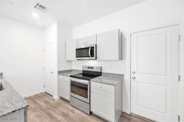 $330,000 | 4125 Venus Falls Avenue, North Las Vegas, NV 89084