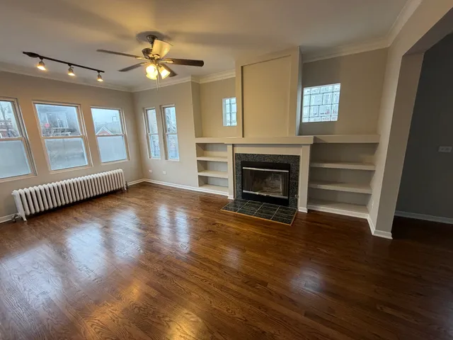 $782,900 | 3017 West Fullerton Avenue, Chicago, IL 60647