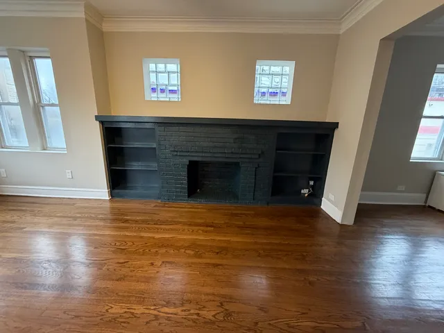 $782,900 | 3017 West Fullerton Avenue, Chicago, IL 60647