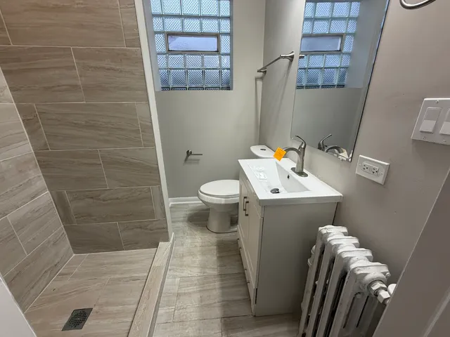 $782,900 | 3017 West Fullerton Avenue, Chicago, IL 60647