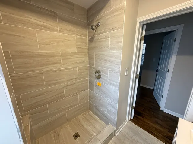 $782,900 | 3017 West Fullerton Avenue, Chicago, IL 60647