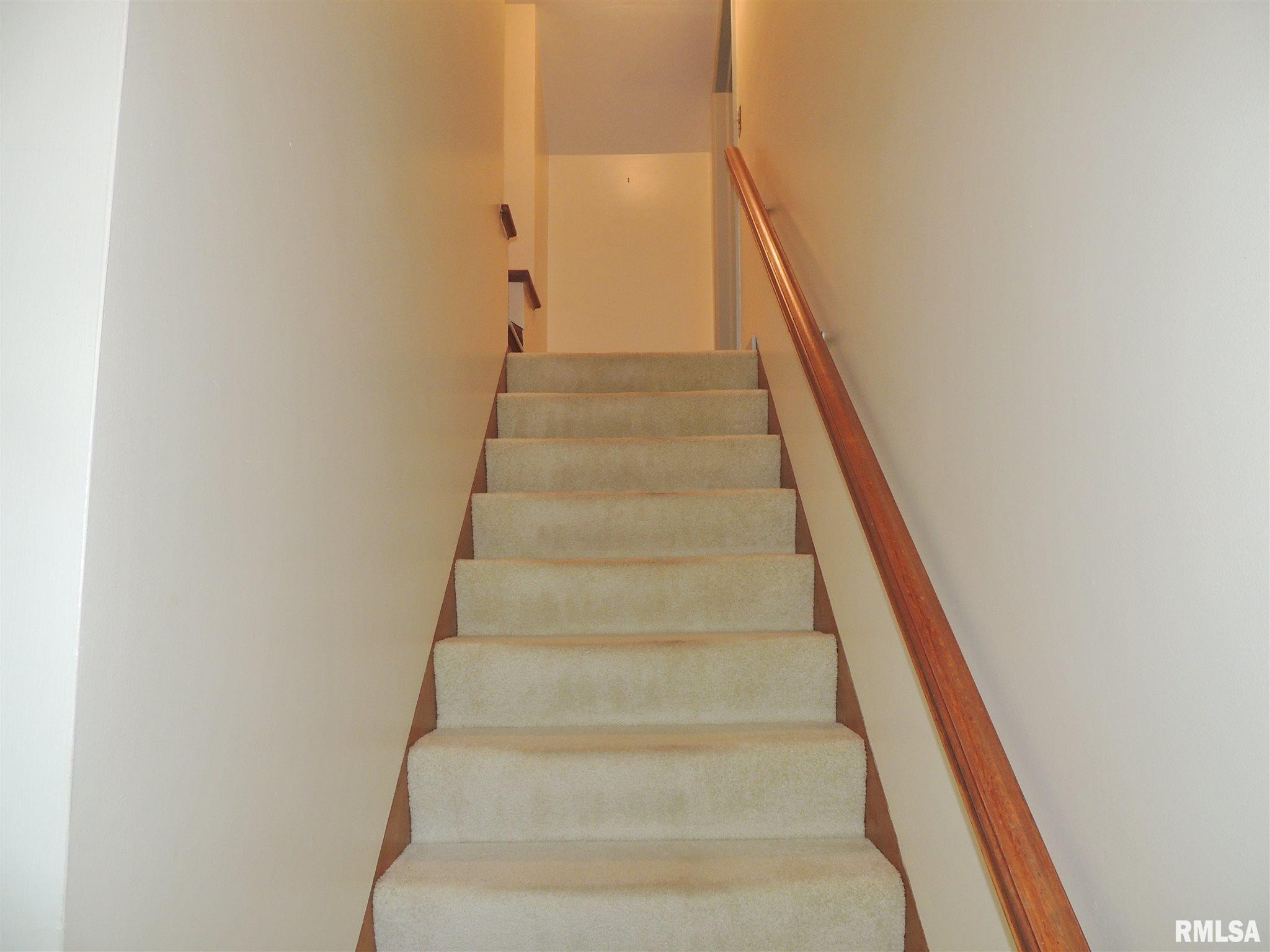 2111 Fairhaven Road Davenport, IA 52803 - Photo 28 of 32 Gallery Image 28