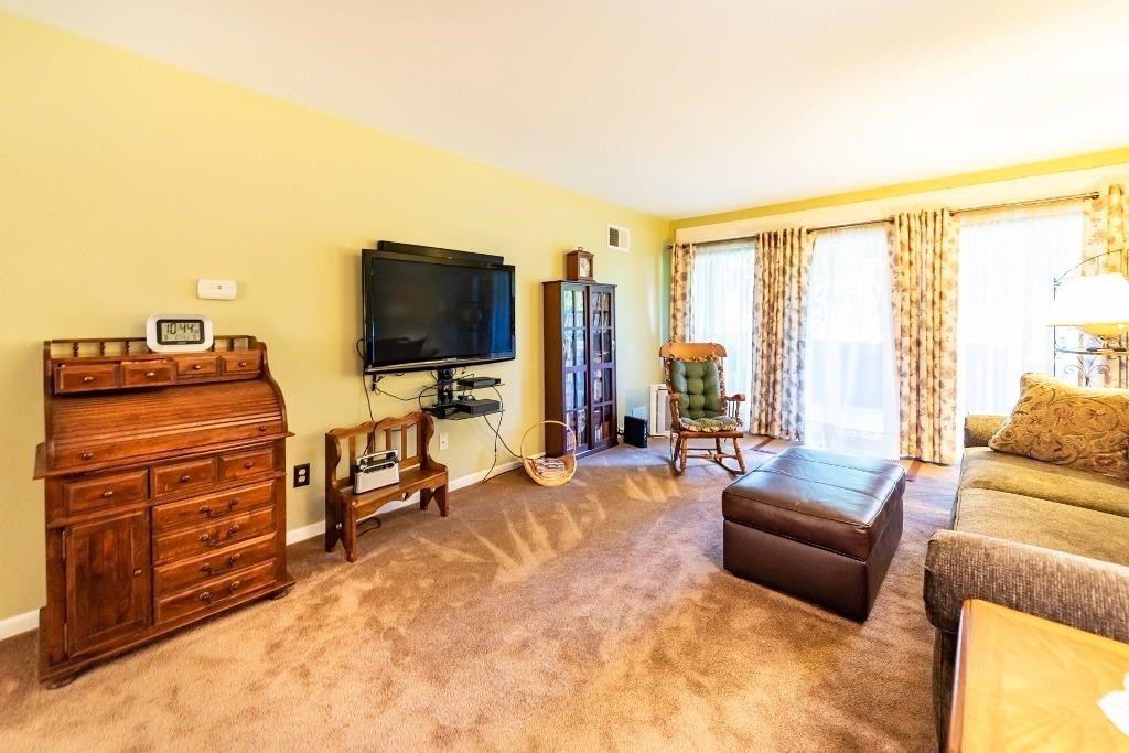 1235 South Maple Road, Unit 103 Ann Arbor, MI 48103 - Photo 2 of 22 Photo 2