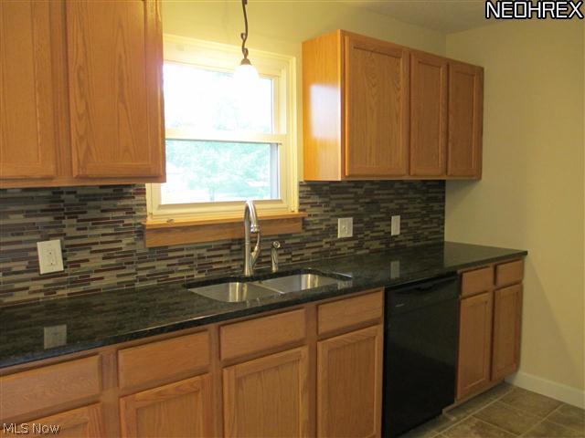 6255 Dodge Road Southwest Canton, OH 44706 - Photo 8 of 12 Gallery Image 8