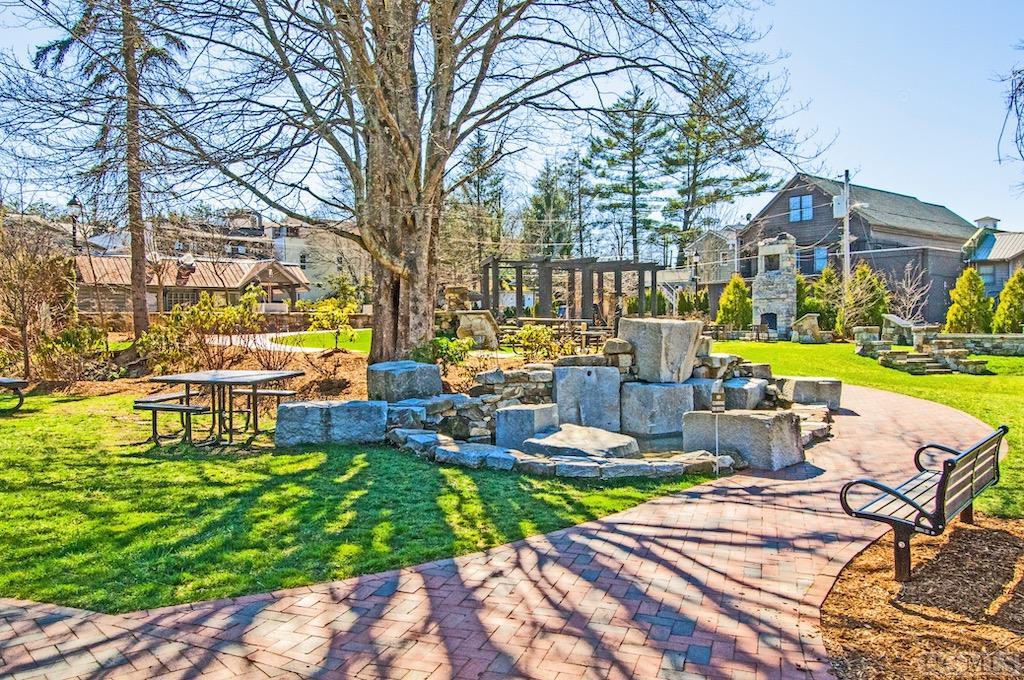 278 Upper Lake Road Highlands, NC 28741 - Photo 31 of 36 Gallery Image 31