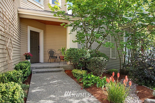 914 183rd Place Southeast Bothell, WA 98012 - Photo 2 of 13
