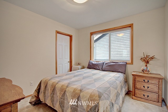 914 183rd Place Southeast Bothell, WA 98012 - Photo 9 of 13