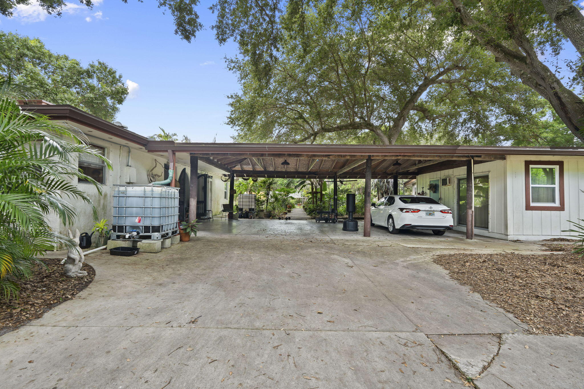 3603 Kirby Loop Road Fort Pierce, FL 34981 - Photo 40 of 61 44-web-or-mls-DSC09395