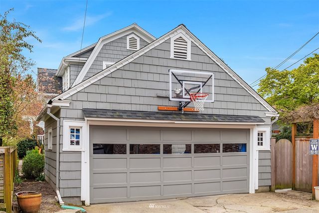 $2,595,000 | 2146 East Hamlin Street, Seattle, WA 98112