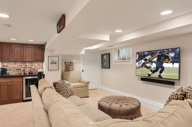 $2,595,000 | 2146 East Hamlin Street, Seattle, WA 98112