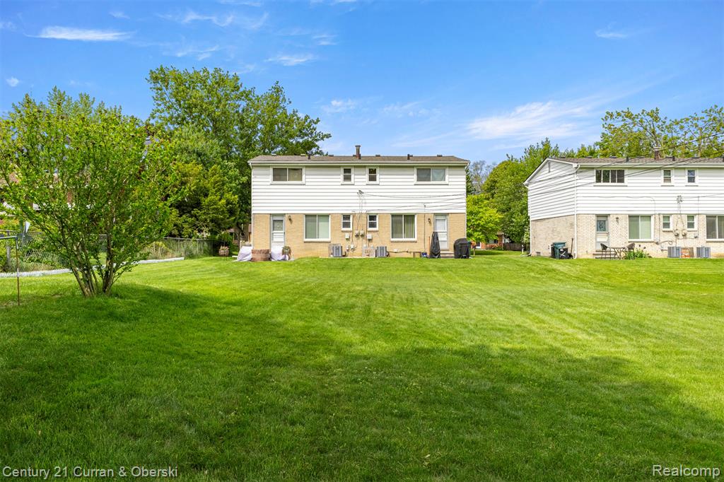 11706 Riverside Drive Plymouth, MI 48170 - Photo 32 of 33