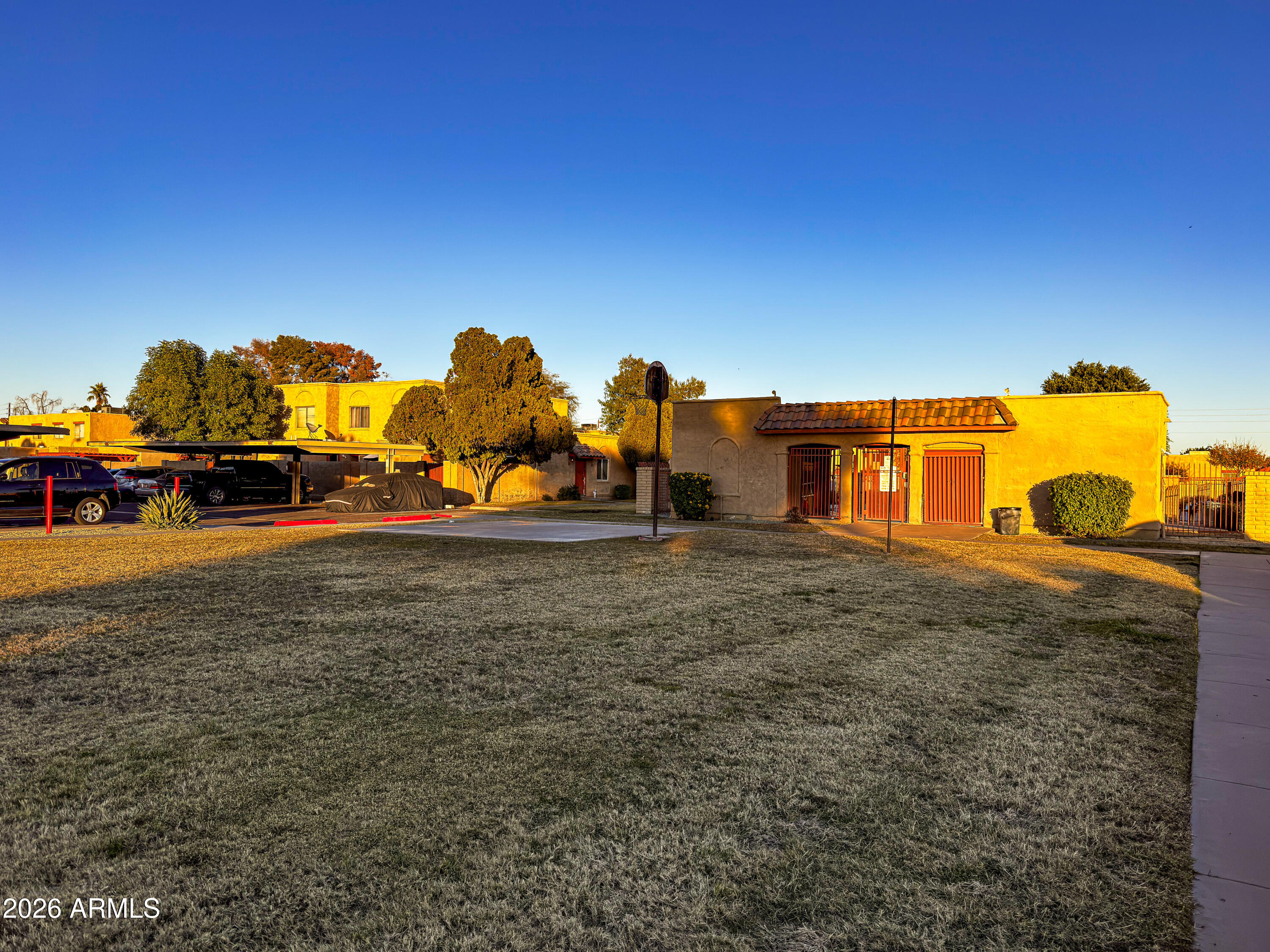 948 South Alma School Road, Unit 49 Mesa, AZ 85210 - Photo 24 of 26 IMG_4243