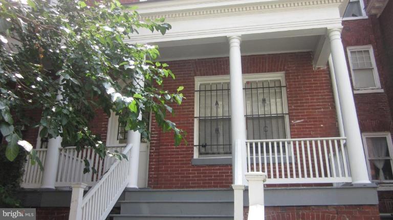 1646 Park Road Northwest Washington, DC 20010 - Photo 2 of 9 Exterior #2
