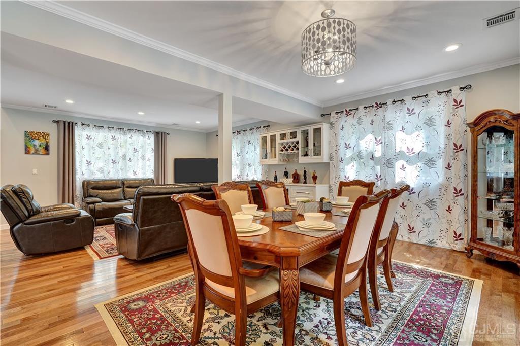 1871 Raritan Road Scotch Plains, NJ 07076 - Photo 6 of 22 a view of a dining room with furniture