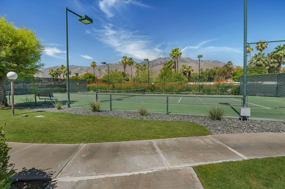 401 El Cielo Road, Unit 84 Palm Springs, CA 92262 - Photo 4 of 7 a view of a park