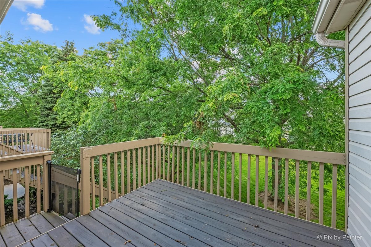 382 Crystal Ridge Drive, Unit 382 Crystal Lake, IL 60012 - Photo 19 of 22