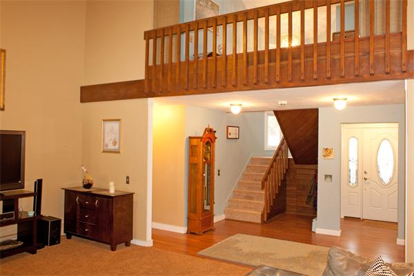 21 Valentine Road Hopkinton, MA 01748 - Photo 11 of 21 Gallery Image 11