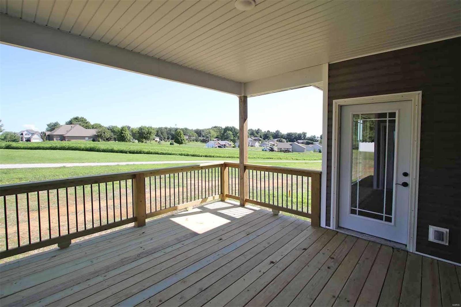 211 Carter Ridge Drive Highland, IL 62249 - Photo 38 of 44