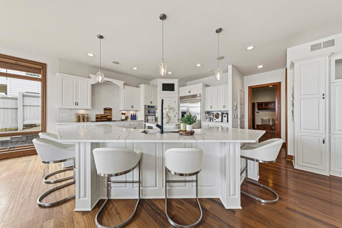 16027 Northwood Road Northwest Prior Lake, MN 55372 - Photo 12 of 129