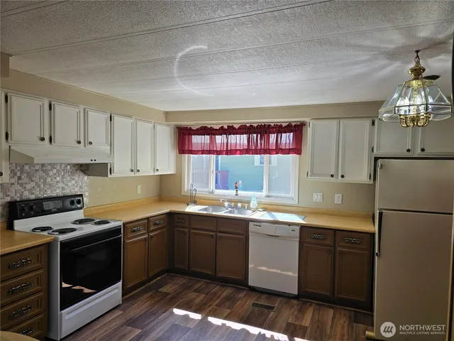 $349,000 | 147-21 Morris Road, Unit 21, Randle, WA 98377