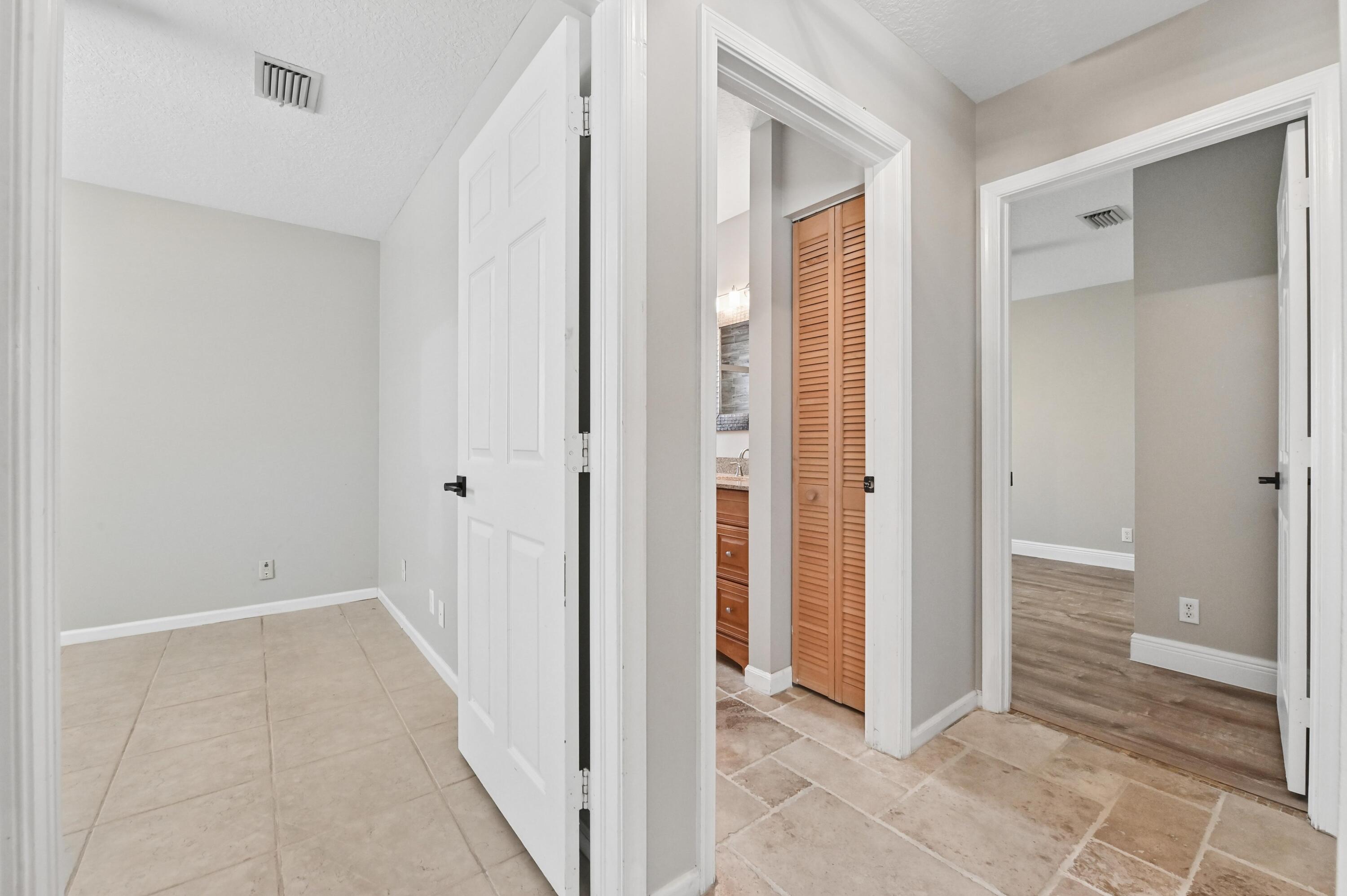 1163 Peninsula Way Greenacres, FL 33413 - Photo 20 of 40 18 Hall 01