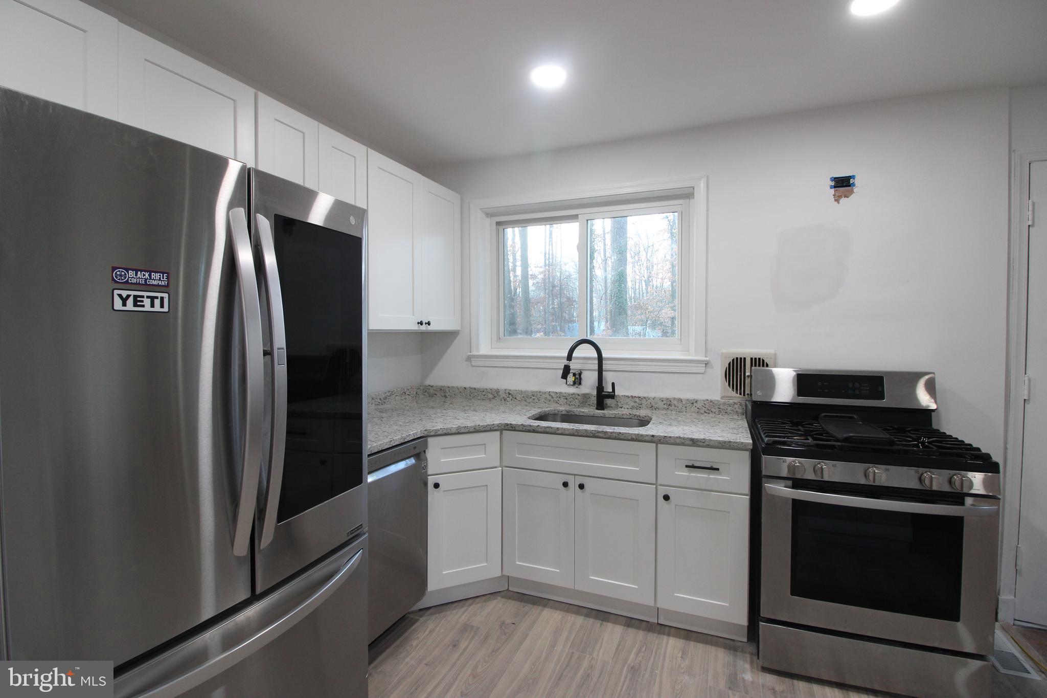 5426 Lehigh Lane Springfield, VA 22151 - Photo 5 of 39 Gallery Image 5