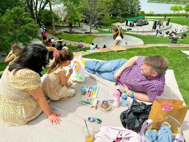 $600,000 | 9849 County Cork Drive, Dallas, TX 75218