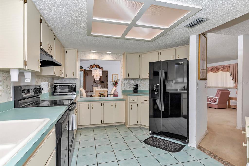 8157 Southwest 108th St Road Ocala, FL 34481 - Photo 17 of 42