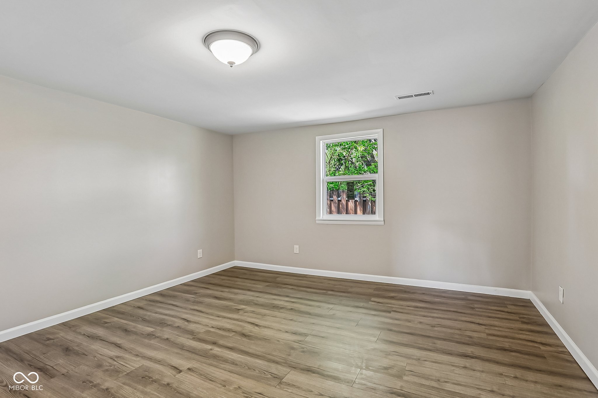 6233 Lafayette Road Indianapolis, IN 46278 - Photo 20 of 25 Gallery Image 20