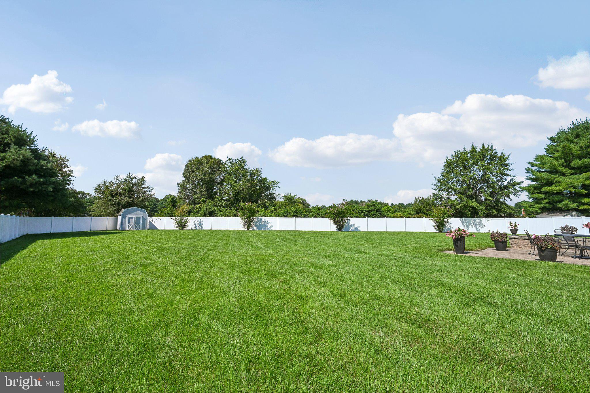 25 Banbury Road Lumberton, NJ 08048 - Photo 51 of 90 Spacious green oasis for outdoor living.