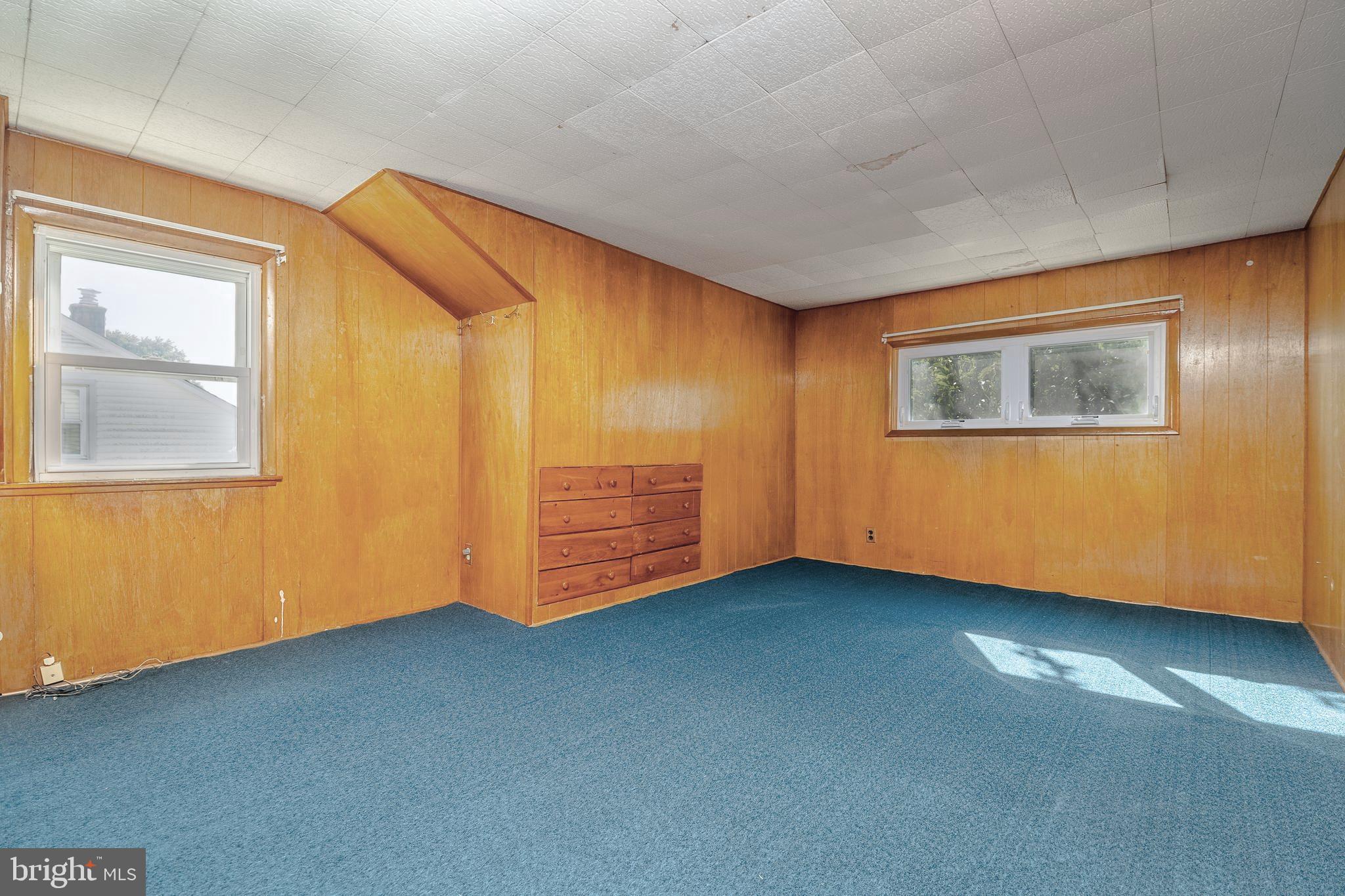 3202 Whiteway Road Sparrows Point, MD 21219 - Photo 19 of 45 Upper level bedroom