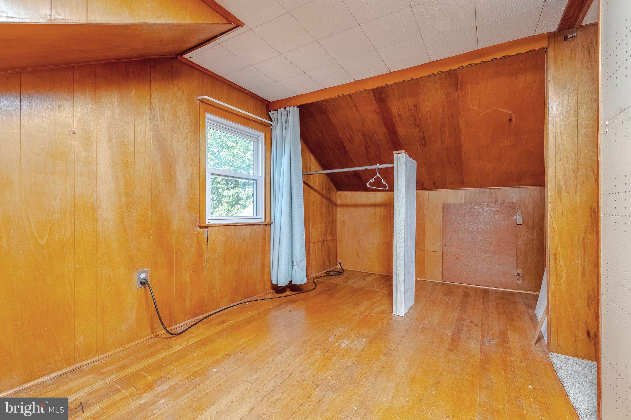 3202 Whiteway Road Sparrows Point, MD 21219 - Photo 23 of 45 Large storage/closet space