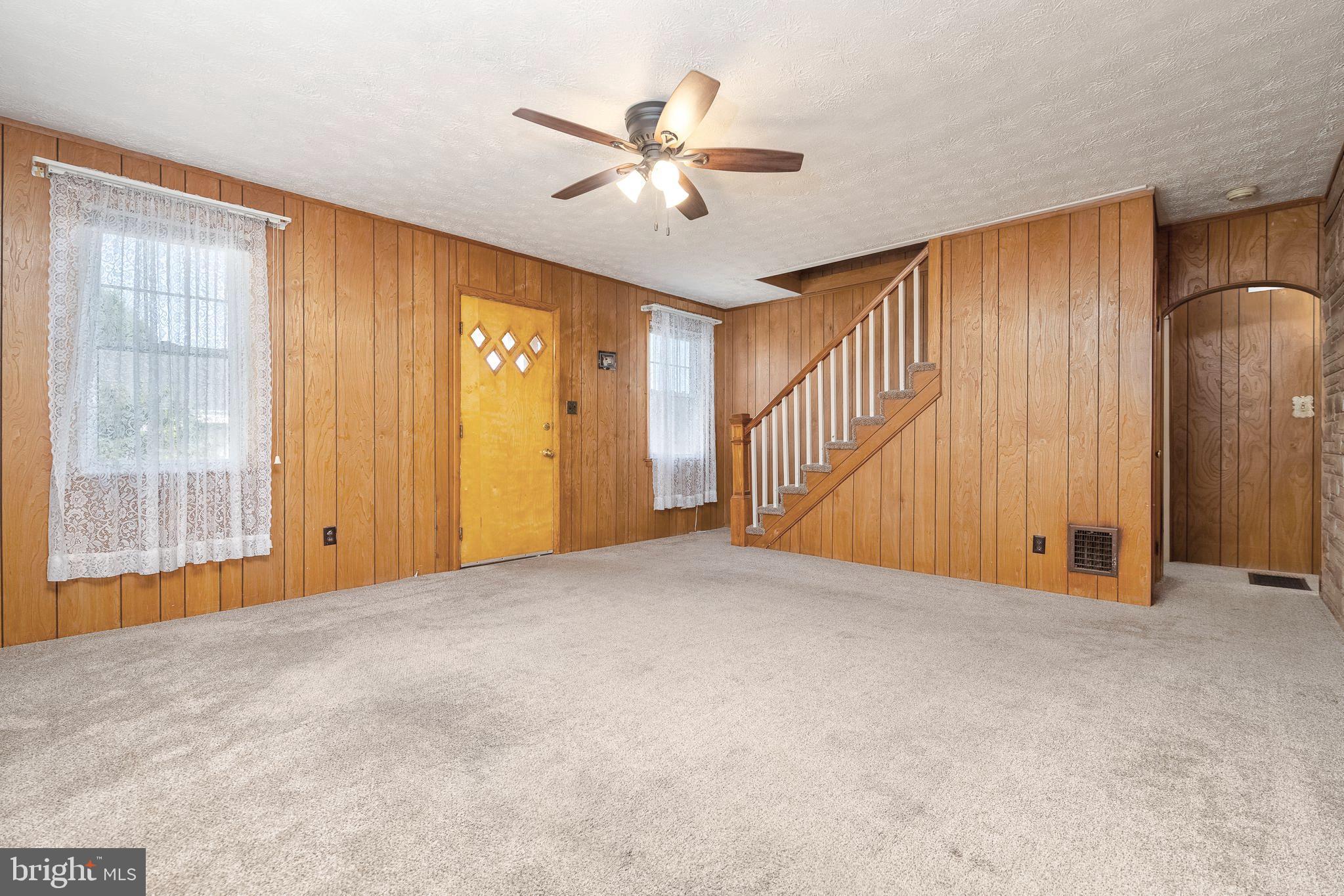 3202 Whiteway Road Sparrows Point, MD 21219 - Photo 4 of 45