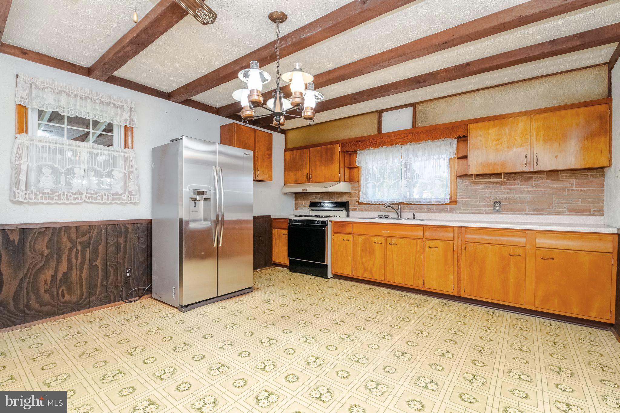 3202 Whiteway Road Sparrows Point, MD 21219 - Photo 8 of 45 Large eat in kitchen