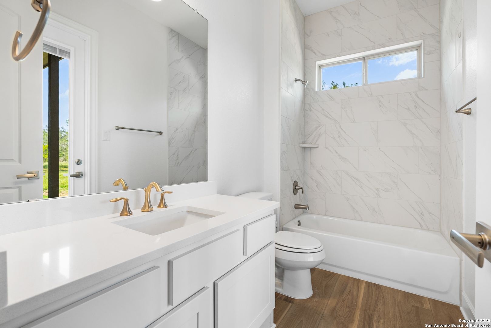 239 Legend Park Castroville, TX 78009 - Photo 19 of 21