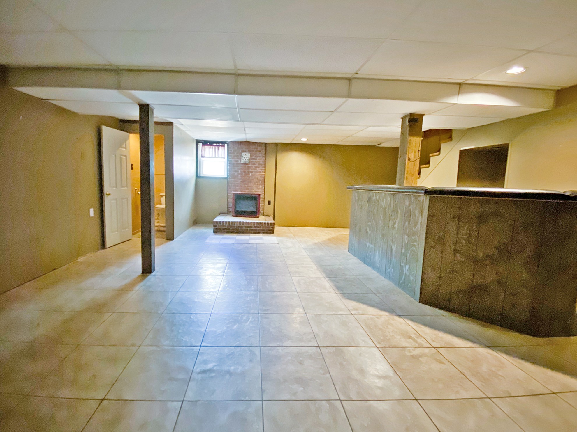 5366 Marion Road Cunningham, TN 37052 - Photo 16 of 29 a view of a hallway with a couch