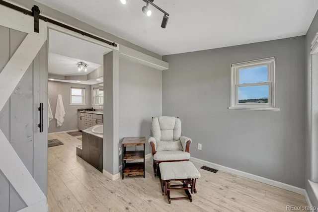 a close view of sink and tap