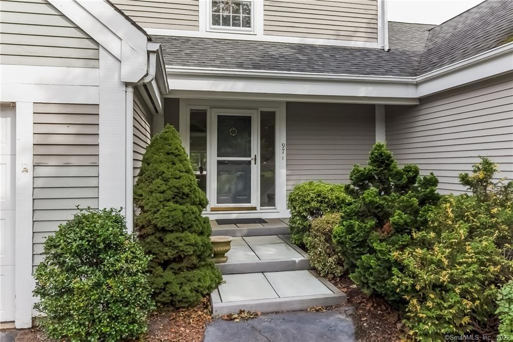 Private entrance to Townhouse.